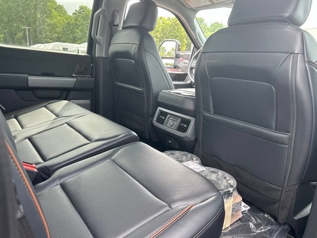 New 2026 Ford F250 Lariat w/ Black Appearance Package AWD/4WD image 15