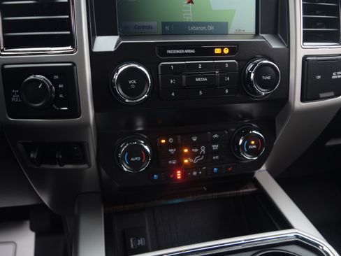 Used 2020 Ford F250 Lariat w/ Lariat Ultimate Package image 11