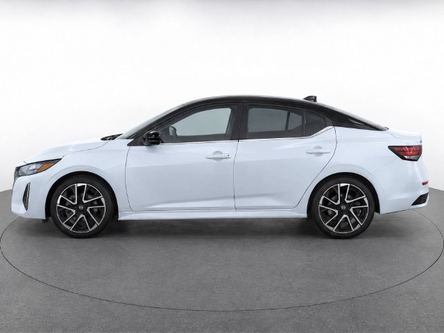 Used 2025 Nissan Sentra SR FWD image 8