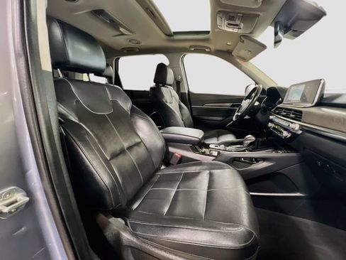 Certified 2022 Kia Telluride EX w/ EX Premium Package FWD image 31