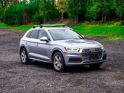 Used 2019 Audi Q5 2.0T Premium Plus w/ Premium Plus Package image 12