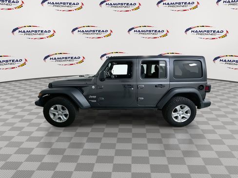 Used 2019 Jeep Wrangler Unlimited Sport S AWD/4WD image 5