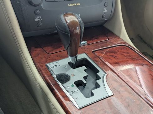 Used 2011 Lexus GS 450h RWD image 11