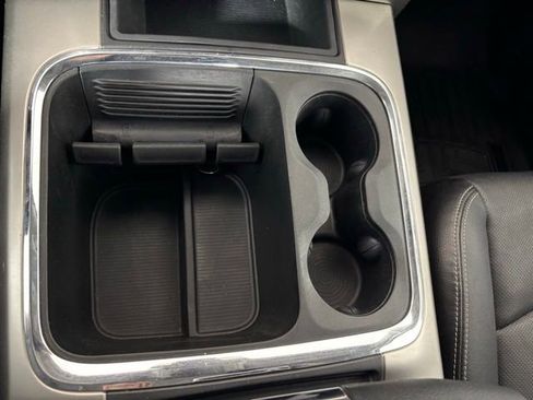 Used 2017 RAM 1500 Laramie w/ Convenience Group AWD/4WD image 18