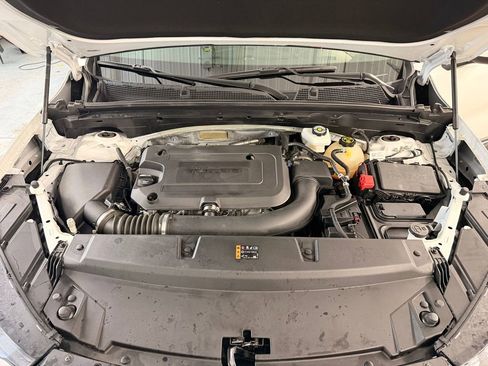 Used 2023 Buick Envision Essence image 23