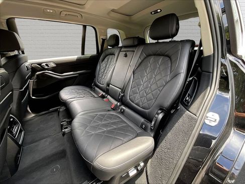 Used 2024 BMW X7 xDrive40i w/ Premium Package AWD/4WD image 20