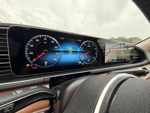 Used 2022 Mercedes-Benz GLE 350 4MATIC image 33