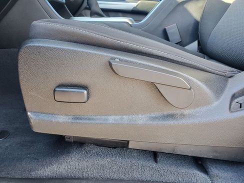 Certified 2022 Chevrolet Colorado LT w/ LT Convenience Package image 21