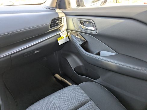 New 2026 Nissan Rogue SV image 19