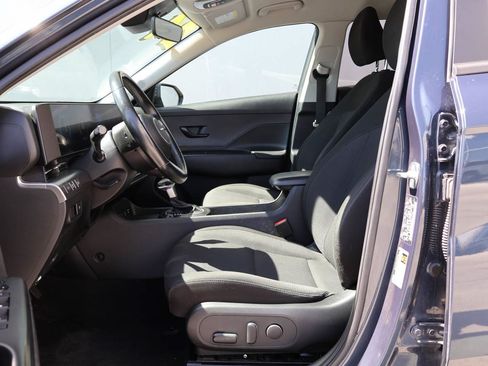 Used 2024 Hyundai Kona SEL FWD image 8