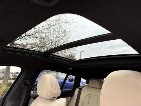 Certified 2024 BMW X4 M40i w/ Premium Package image 14