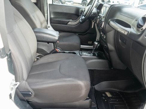 Used 2017 Jeep Wrangler Sport w/ Quick Order Package 24S image 10