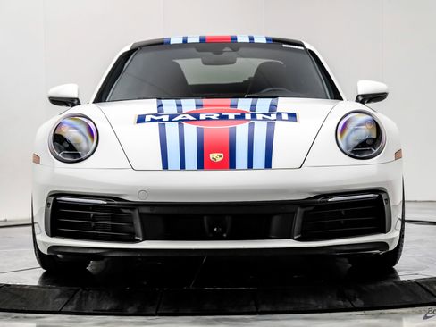 Used 2020 Porsche 911 Carrera RWD image 33