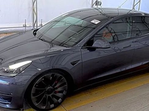 Used 2021 Tesla Model 3 Performance image 1