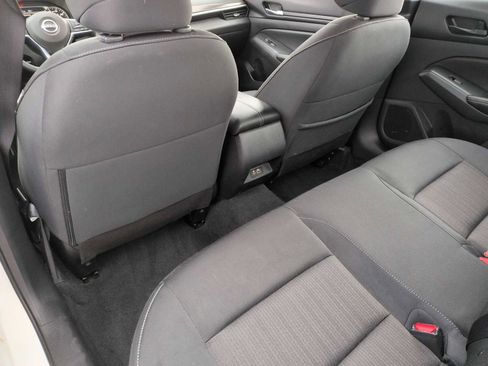 Used 2025 Nissan Altima 2.5 SV FWD image 18