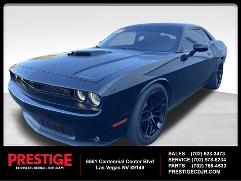 Used 2015 Dodge Challenger R/T Plus RWD image 1