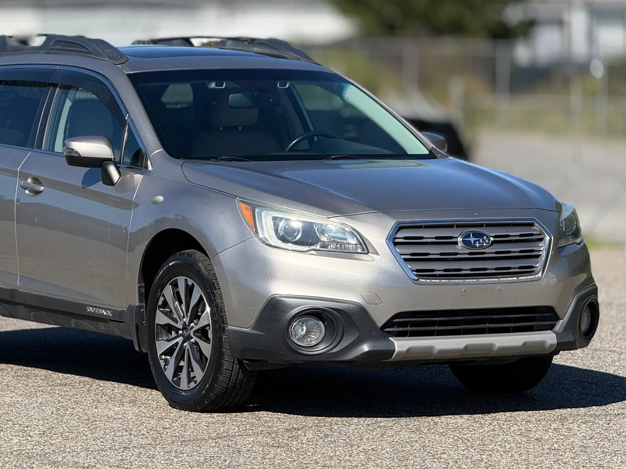 Used 2016 Subaru Outback 2.5i Limited AWD/4WD image 15