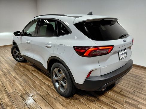 Certified 2025 Ford Escape ST-Line image 17