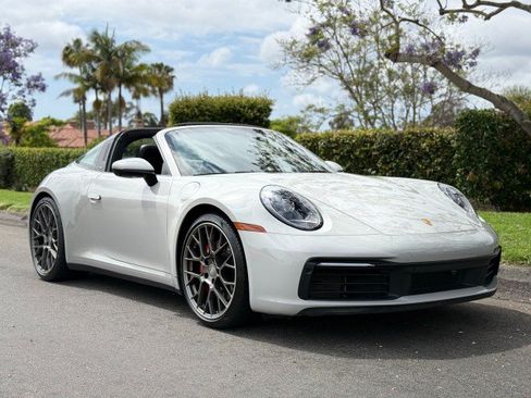 Used 2021 Porsche 911 AWD/4WD image 11