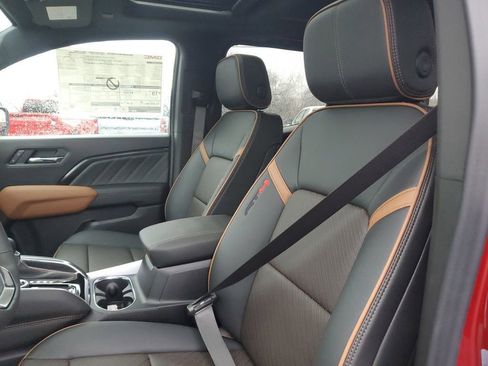 New 2026 GMC Canyon AT4 w/ Technology Plus Package image 15