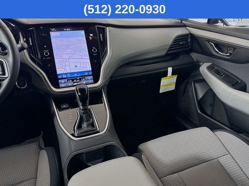 Used 2025 Subaru Outback Premium AWD/4WD image 29