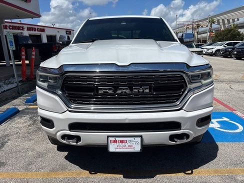 Used 2019 RAM 1500 Limited AWD/4WD image 2