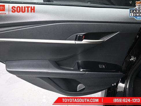 Used 2025 Toyota Camry LE w/ Convenience Package FWD image 28