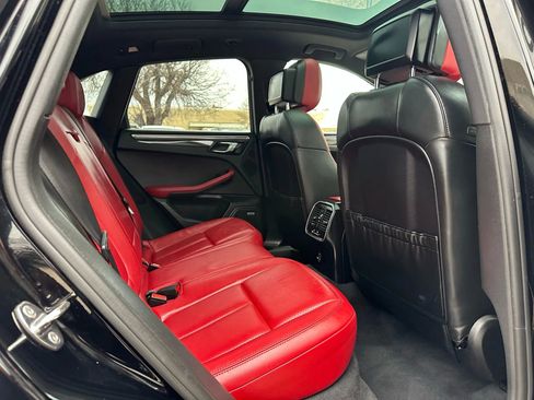 Used 2017 Porsche Macan GTS image 28