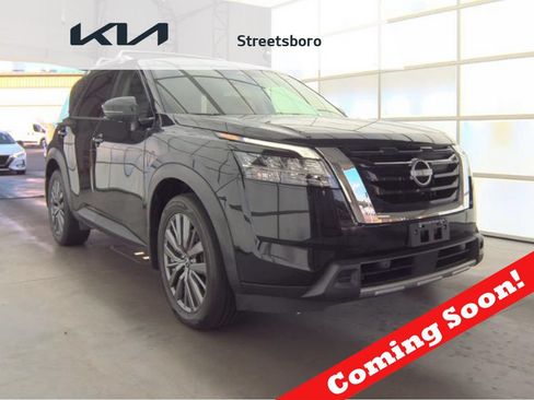 Used 2023 Nissan Pathfinder SL w/ SL Premium Package AWD/4WD image 1