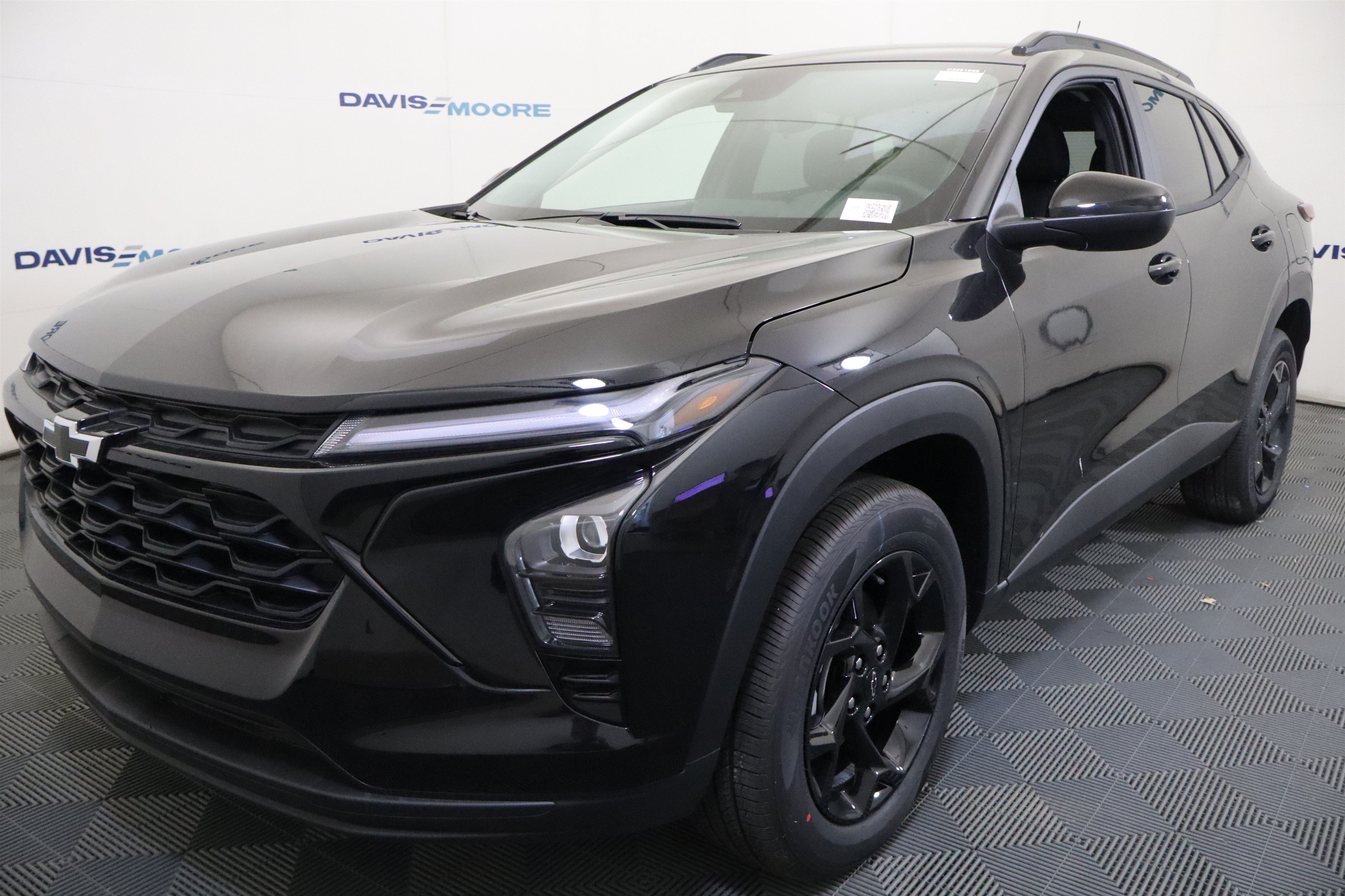 New 2026 Chevrolet Trax LT w/ Driver Confidence Package FWD image 12