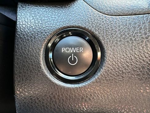 Used 2025 Toyota Camry LE w/ Convenience Package FWD image 41