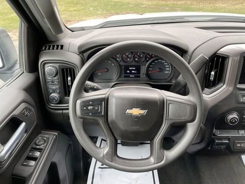 Used 2021 Chevrolet Silverado 1500 Custom image 11