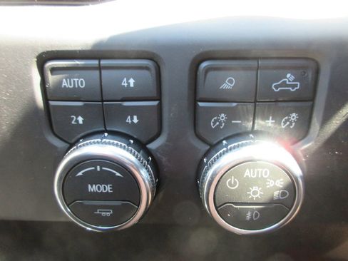 New 2026 GMC Sierra 1500 AT4 w/ AT4 Premium Package image 18