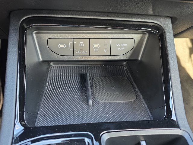Used 2025 Kia K5 GT-Line AWD/4WD image 23