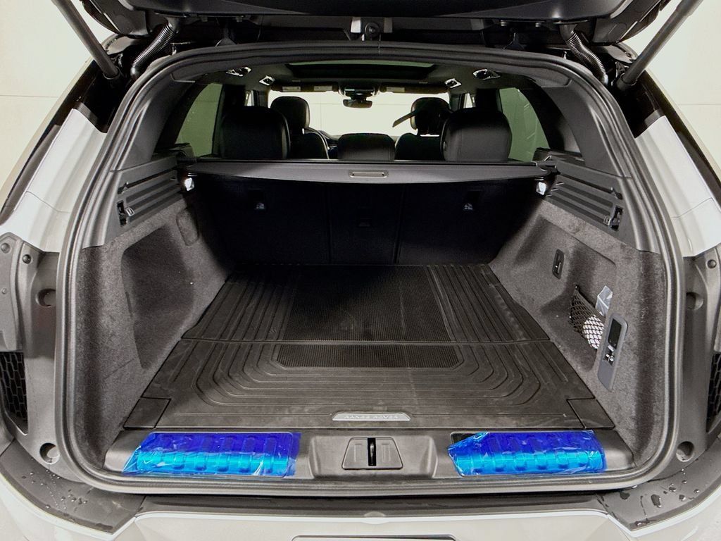 New 2026 Land Rover Range Rover Sport Dynamic SE AWD/4WD image 30
