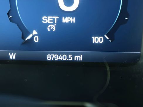 Used 2023 Ford F350 Lariat AWD/4WD image 27