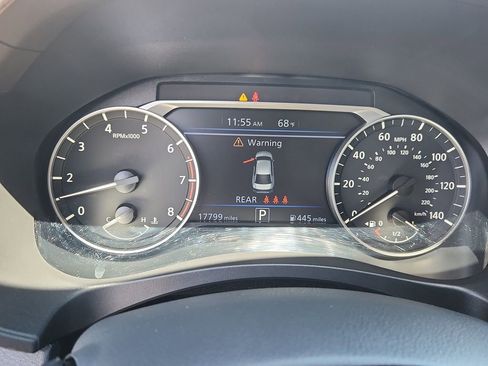 Used 2025 Nissan Altima 2.5 SV FWD image 19