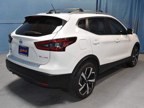 Certified 2022 Nissan Rogue Sport SL AWD/4WD image 21