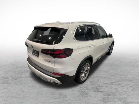 Used 2024 BMW X5 xDrive40i w/ Premium Package AWD/4WD image 6