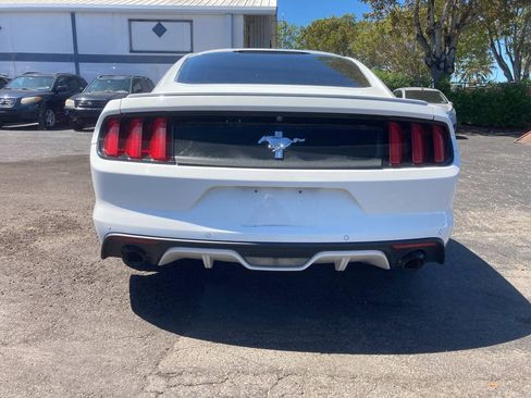 Used 2015 Ford Mustang Coupe w/ Equipment Group 051A RWD image 11