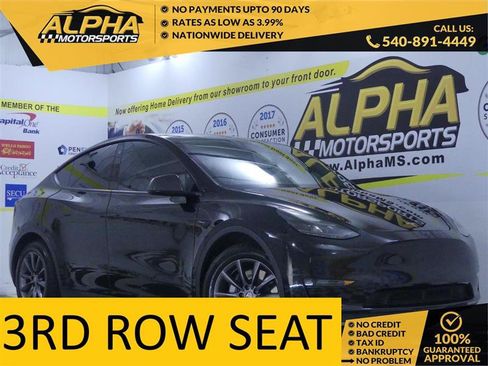 Used 2022 Tesla Model Y Long Range AWD/4WD image 1