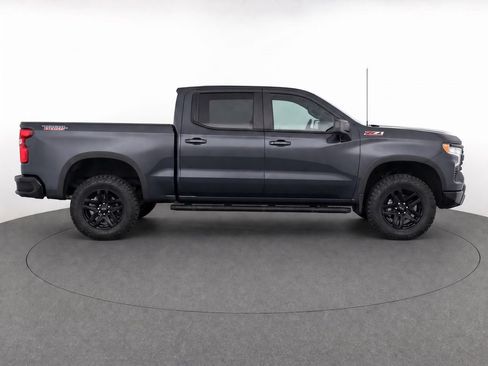 Used 2024 Chevrolet Silverado 1500 Custom Trail Boss AWD/4WD image 7