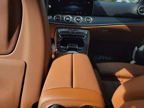 Used 2023 Mercedes-Benz E 450 Cabriolet image 16