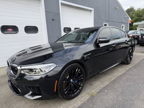 Used 2018 BMW M5 w/ Executive Package AWD/4WD image 1