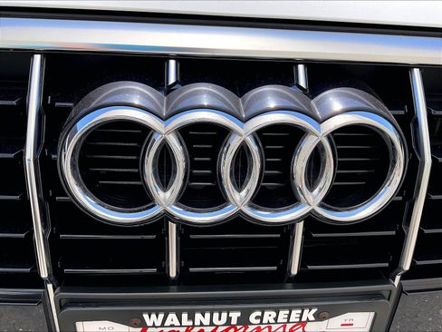 Used 2021 Audi Q3 2.0T Premium Plus w/ Premium Plus Package AWD/4WD image 30