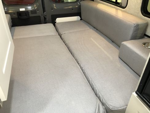 New 2024 RAM ProMaster 3500 w/ Quick Order Package 22H SLT+ FWD image 16