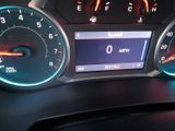 Used 2020 Chevrolet Traverse LT image 2
