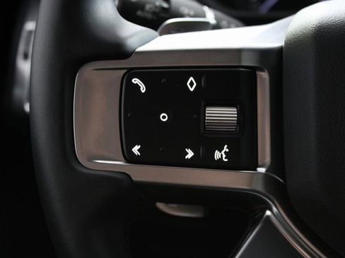 Used 2023 Land Rover Discovery S R-Dynamic image 21