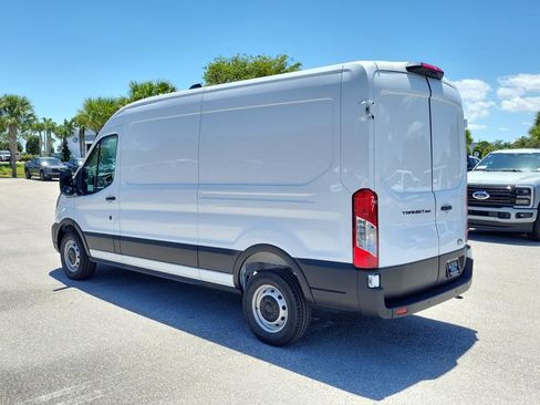 New 2026 Ford Transit 250 148 Medium Roof w/ Load Area Protection Package RWD image 7
