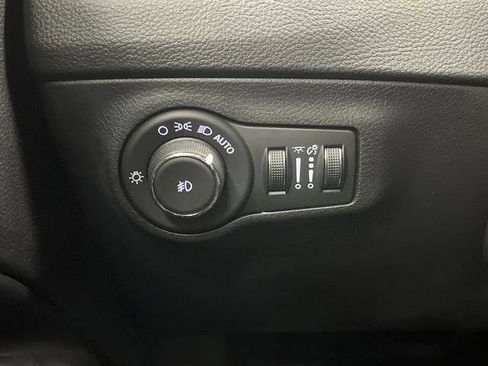 Used 2020 Jeep Compass Altitude image 21